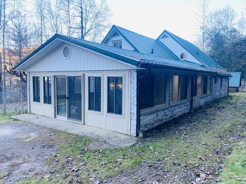 1050 Main St, Mckee, KY 40447 photo 31