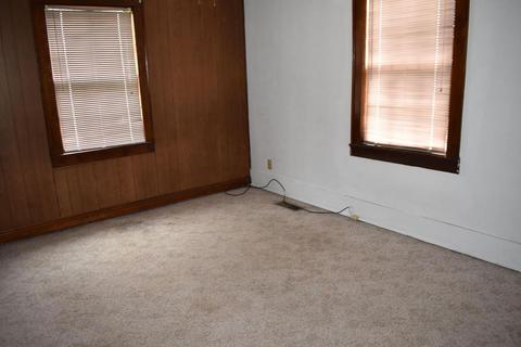301 Exeter Ave, Middlesboro, KY 40965 photo 22