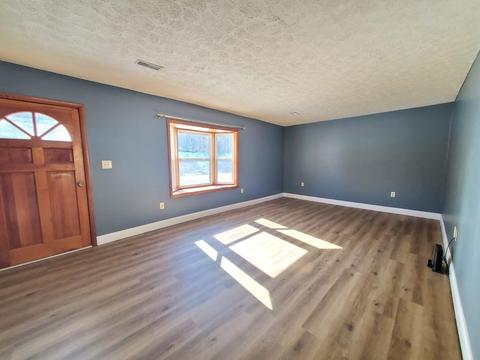 4694 Highway 30 E, Tyner, KY 40486 photo 6