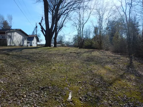 409 Alsip Trl, Corbin, KY 40701 photo 12