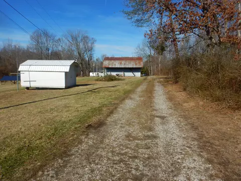 409 Alsip Trl, Corbin, KY 40701 photo 3