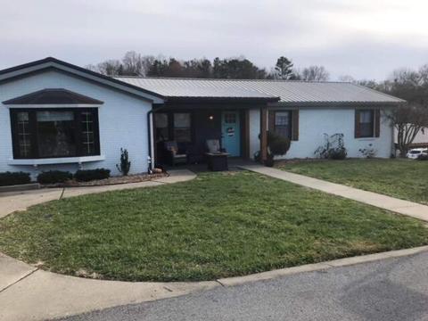 100 Bradyl St, Corbin, KY 40701 photo 1
