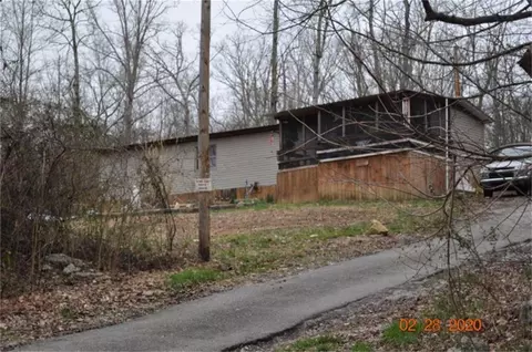 97 Lakeview Ave, Burnside, KY 42519 photo 1