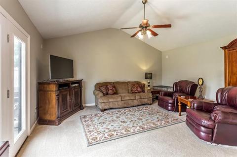 147 Old Post Rd, Paris, KY 40361 photo 13