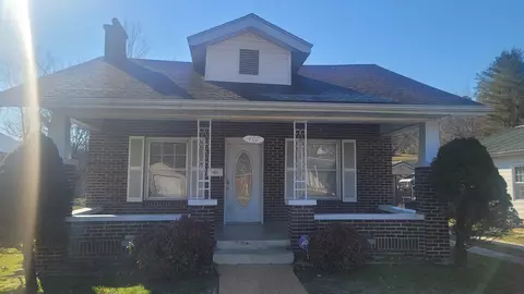 407 W 7th St, Corbin, KY 40701 photo 2