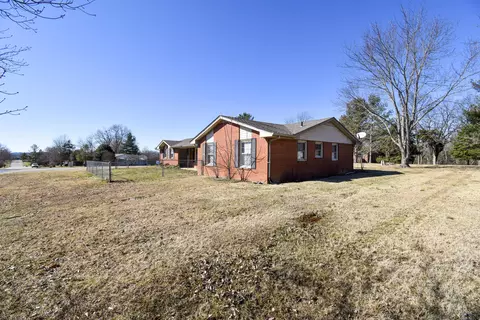 260 Apache Dr, Paint Lick, KY 40461 photo 2
