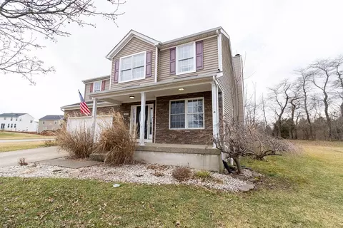 2024 Cherry Ridge Ct, La Grange, KY 40031 photo 2
