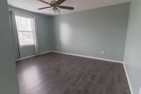 2024 Cherry Ridge Ct, La Grange, KY 40031 photo 24