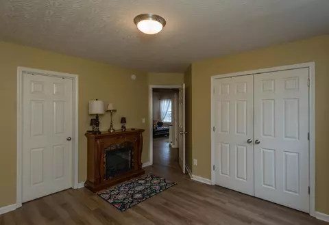 100 Wharton Ct, Georgetown, KY 40324 photo 2