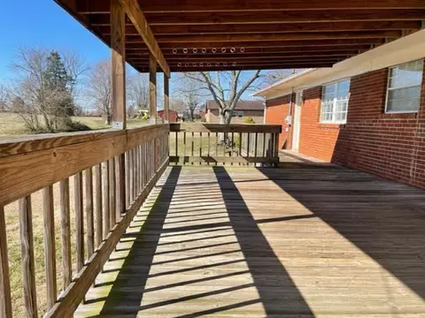 694 Prather Dr, Nancy, KY 42544 photo 5