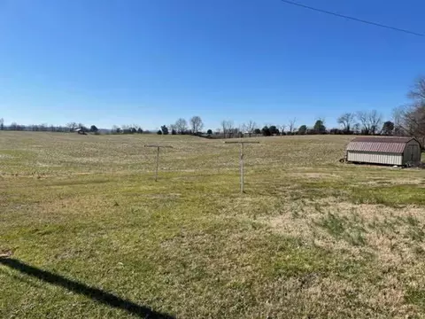 694 Prather Dr, Nancy, KY 42544 photo 7
