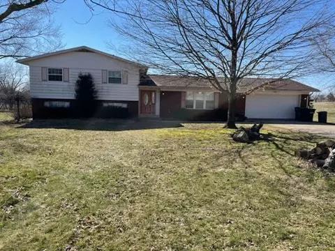 694 Prather Dr, Nancy, KY 42544 photo 2