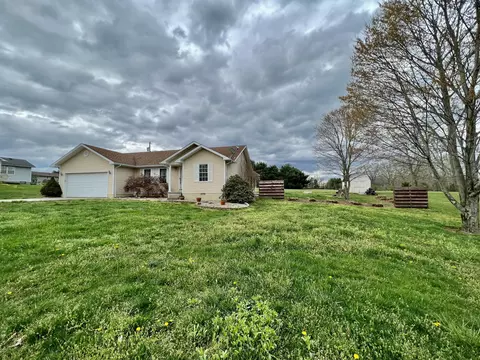 71 Chesnut St, Brodhead, KY 40409 photo 4