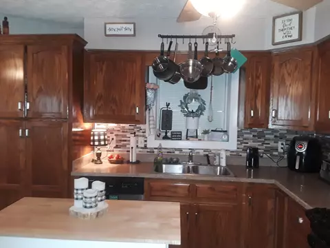 618 Oldham Ave, Richmond, KY 40475 photo 3