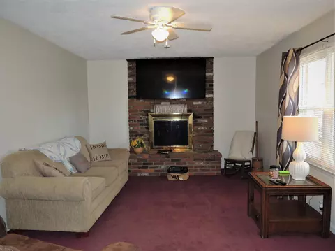 514 Kickapoo Trl, Frankfort, KY 40601 photo 7