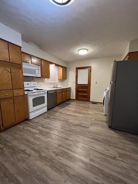 933 Knapp Ave, Morehead, KY 40351 photo 3