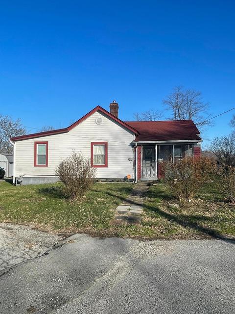 239 Pendleton Street St, Winchester, KY 40391 photo 2