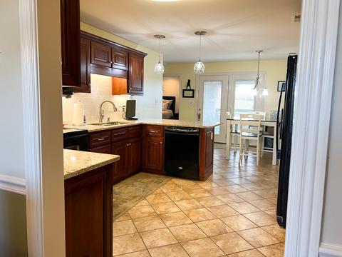 921 Cabernet Dr, Berea, KY 40403 photo 13