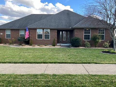 921 Cabernet Dr, Berea, KY 40403 photo 1