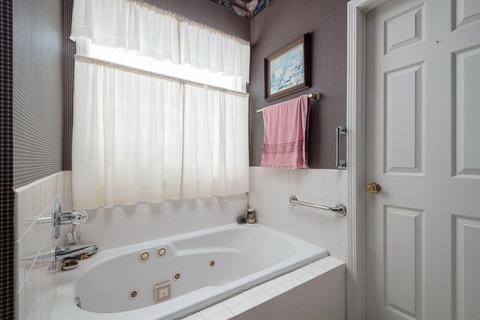 100 Dickinson Dr, Georgetown, KY 40324 photo 16