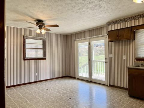 130 White Ave, Stanton, KY 40380 photo 8