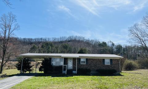 130 White Ave, Stanton, KY 40380 photo 1