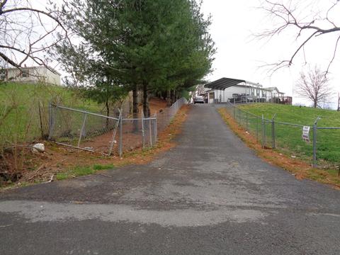 539 Bowmans Bottom Rd, Lancaster, KY 40444 photo 4