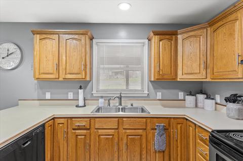 796 Waddy Rd, Waddy, KY 40076 photo 9
