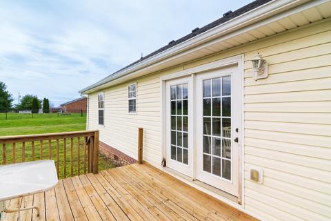 361 Brandon Ct, Berea, KY 40403 photo 5