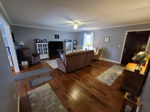 625 E 2nd St, Perryville, KY 40468 photo 15