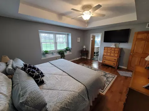 625 E 2nd St, Perryville, KY 40468 photo 10