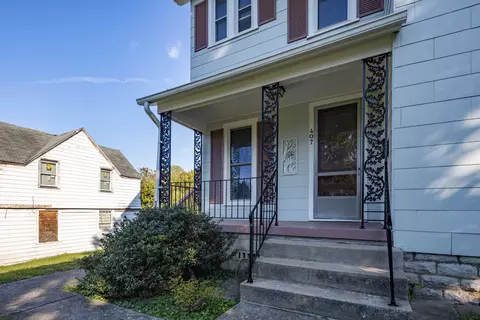 407 E Main St, Danville, KY 40422 photo 2