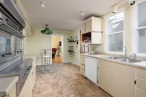 407 E Main St, Danville, KY 40422 photo 8