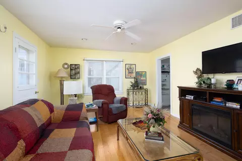 407 E Main St, Danville, KY 40422 photo 7