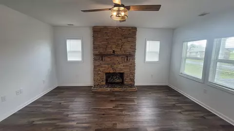 136 E Wyrick St, Corbin, KY 40701 photo 9