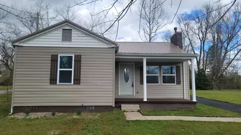 136 E Wyrick St, Corbin, KY 40701 photo 1