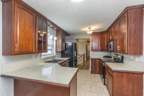 148 Mountain View Dr, Berea, KY 40403 photo 12