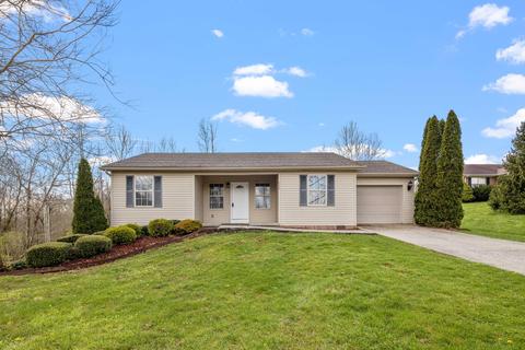 654 Cherry Trace Dr, Richmond, KY 40475 photo 2
