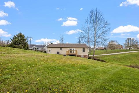 654 Cherry Trace Dr, Richmond, KY 40475 photo 4