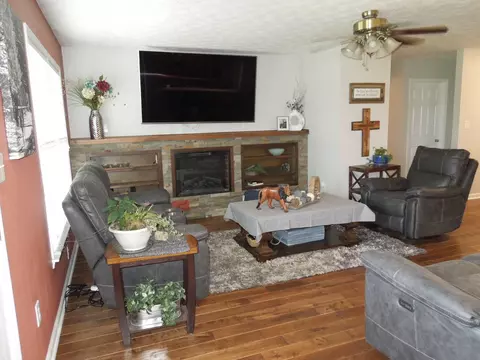 626 Sutton Ln, Lancaster, KY 40444 photo 16