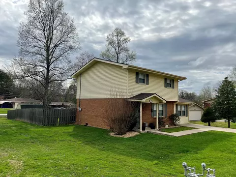 149 Oaklawn Cir, Corbin, KY 40701 photo 2