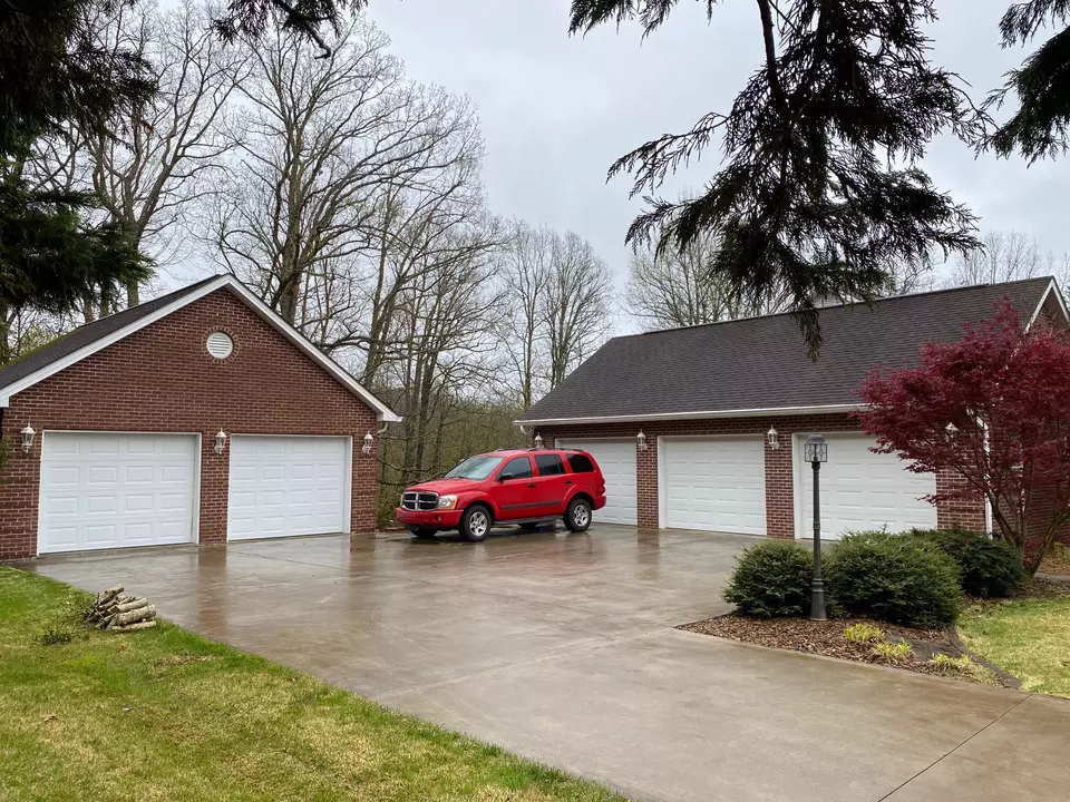  277 Lakepointe Dr, Corbin, KY 40701 photo 4