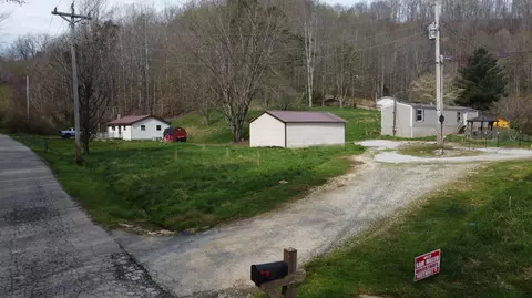 196 Barton Ln, Woodbine, KY 40771