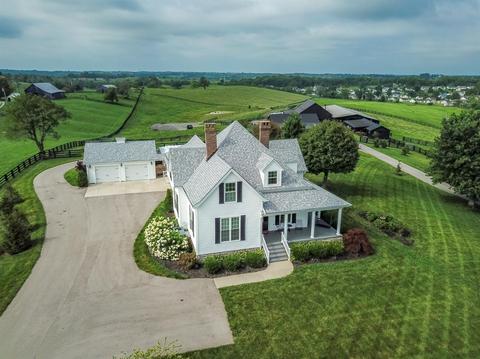 1305 Irvine Rd, Winchester, KY 40391