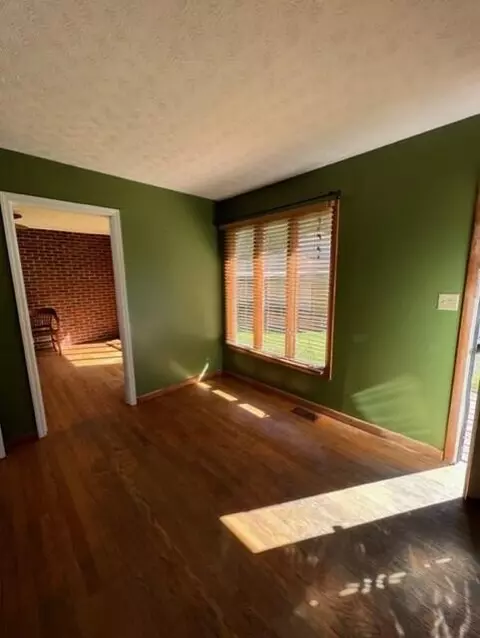 3942 Ky Rt 122, Drift, KY 41619 photo 4