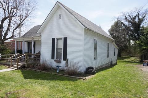 103 W Maple Ave, Lancaster, KY 40444 photo 3