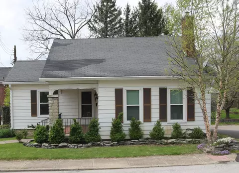 210 N Elm St, Carlisle, KY 40311 photo 2