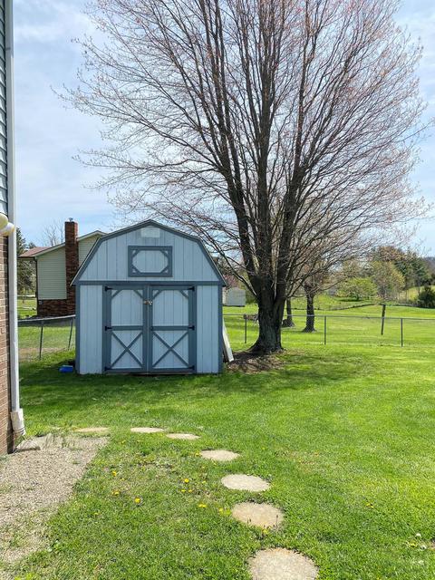 349 Smith Ln, Berea, KY 40403 photo 6