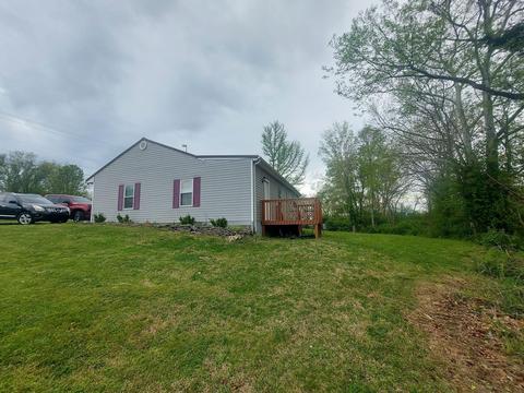569 Glades Rd, Berea, KY 40403 photo 3