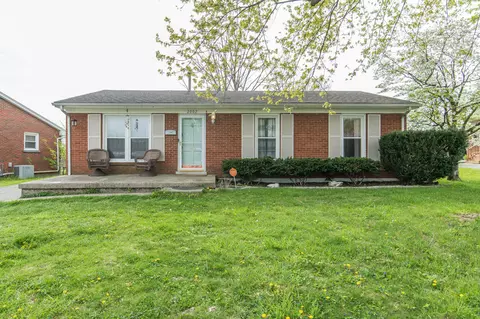 2002 Mobile Ct, Lexington, KY 40505 photo 1
